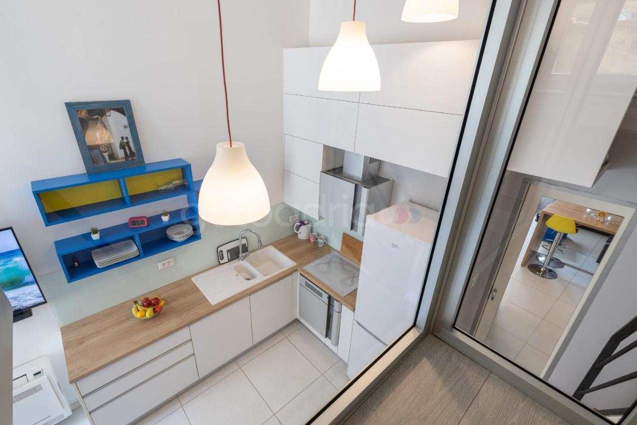Modern Duplex Studio Tommy Makarska Bagian luar foto